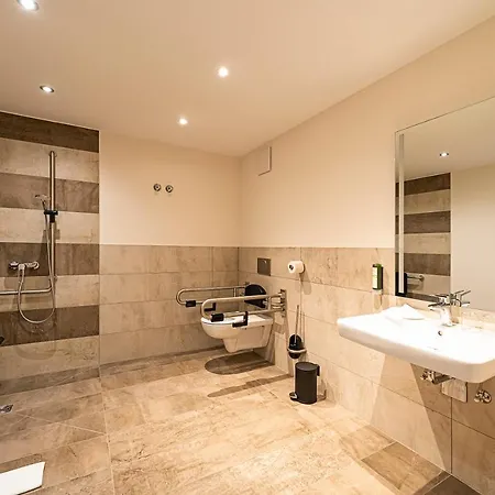Robenstein Aktivhotel & Hotel 4*
