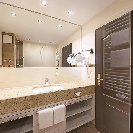 Robenstein Aktivhotel &